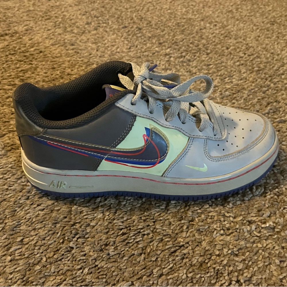 Kids Nike Air Force 1 SB low tops